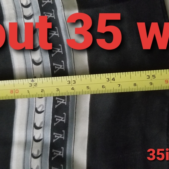 Scarf - Picture 2 of 10